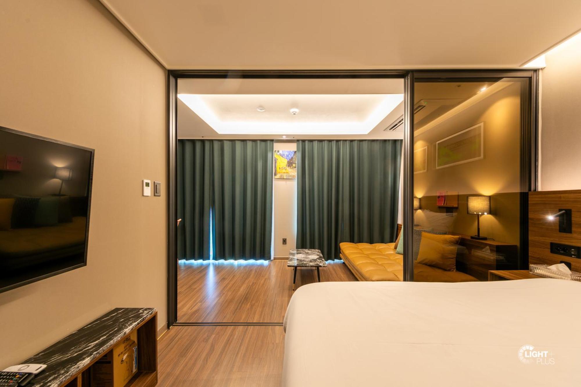 Hera Haeundae Beach Premium Ocean View # Sea View Busan Buitenkant foto