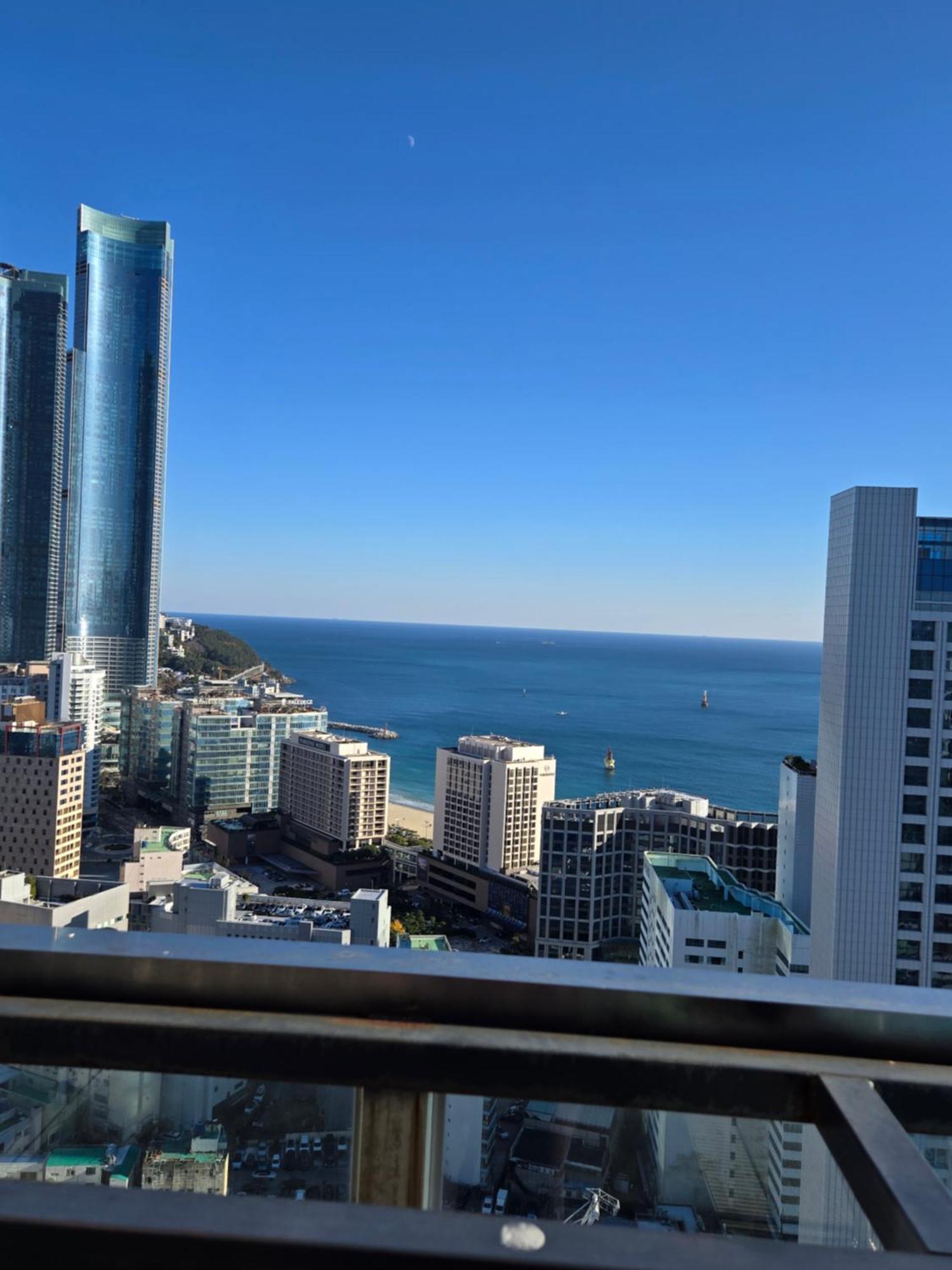 Hera Haeundae Beach Premium Ocean View # Sea View Busan Buitenkant foto