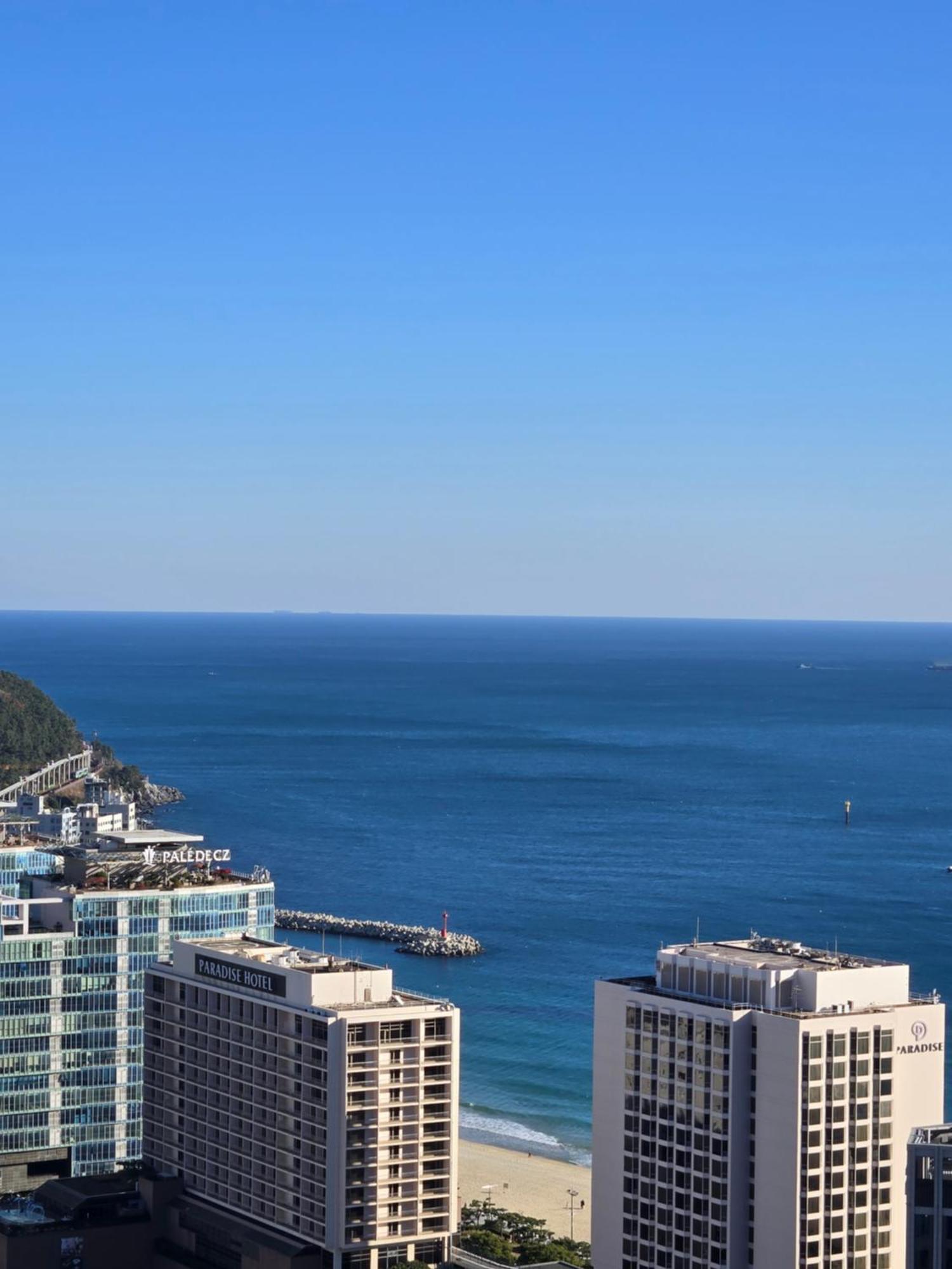 Hera Haeundae Beach Premium Ocean View # Sea View Busan Buitenkant foto