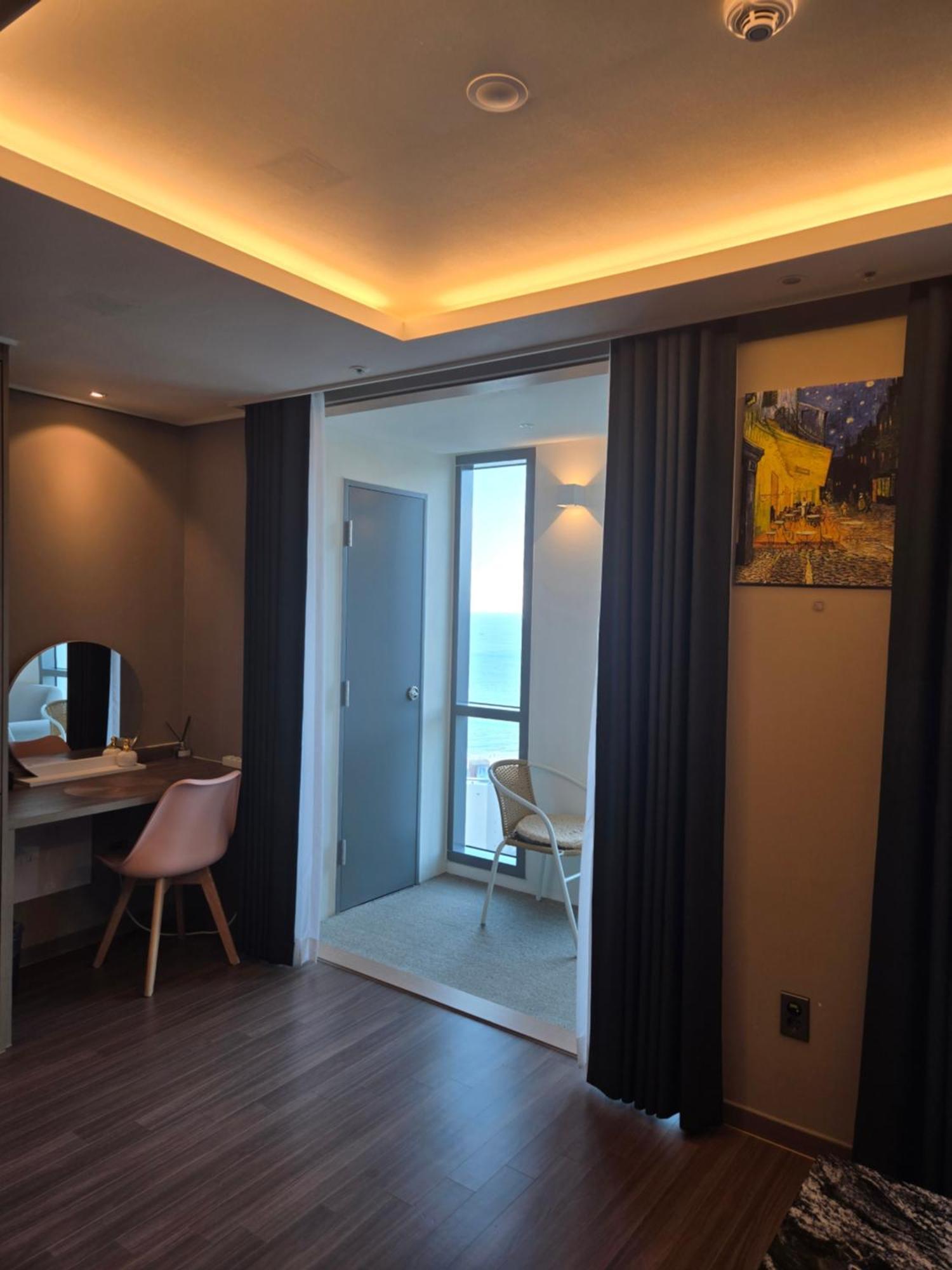 Hera Haeundae Beach Premium Ocean View # Sea View Busan Buitenkant foto
